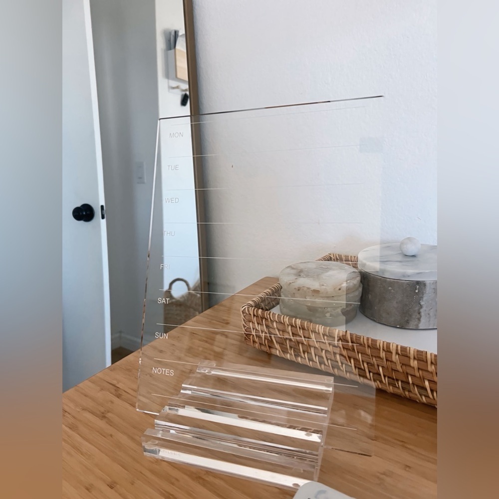 ABERK Clear Acrylic Weekly Planner Board - Amazon Purchase, 12”x16”, Like New